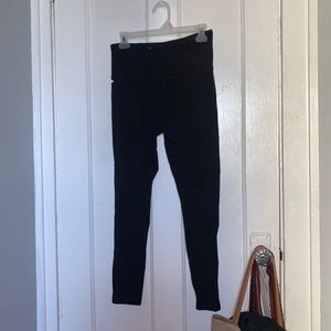 Women’s M full length black Jockey leggings